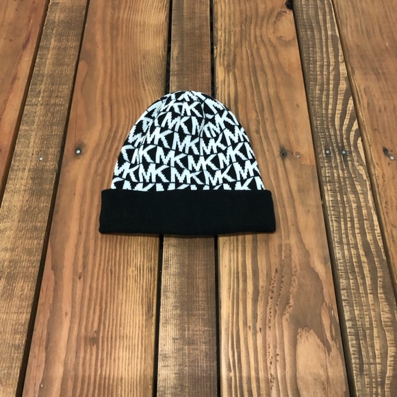Michael Kors MK logo black and white knit hat beanie - Picture 3 of 4